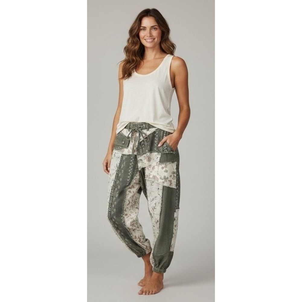POL Floral Print Patchwork Twill Jogger Pants